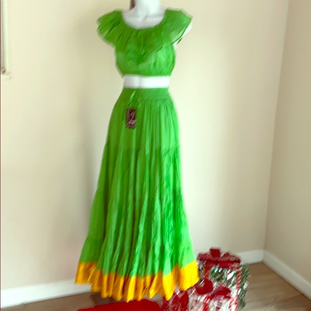 2pc Blouse and skirt set